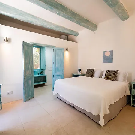 Taz Zuzu, The Gozo Retreat For Dreamers & Doers Villa