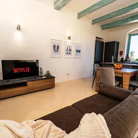 Villa Taz Zuzu, The Gozo Retreat For Dreamers & Doers *